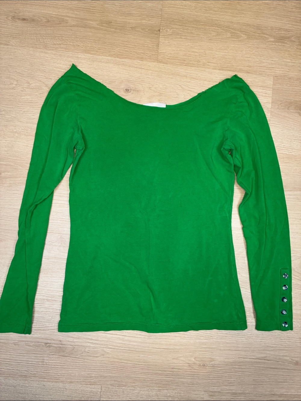 Matilda Jane Women’s Green Long-Sleeve Raw Cut Neckline Boatneck Top